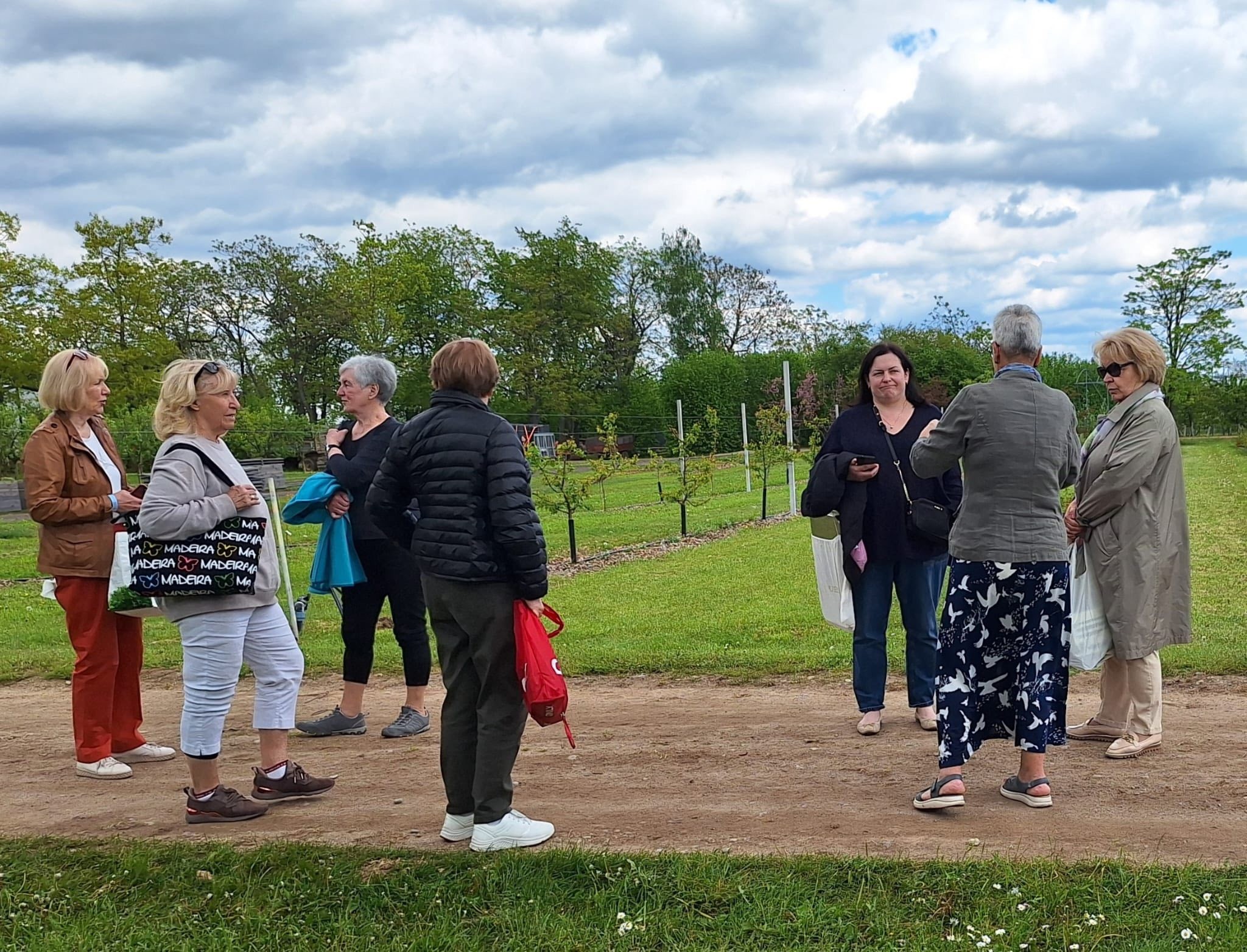grannies all together